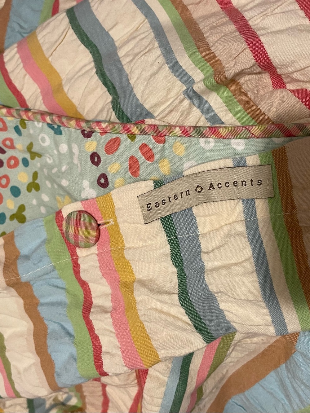 Set of two Beautiful matching TWIN SIze REVERSIBLE Duvet Covers.